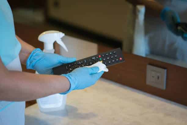 Lingettes microfibres désinfection hôtel